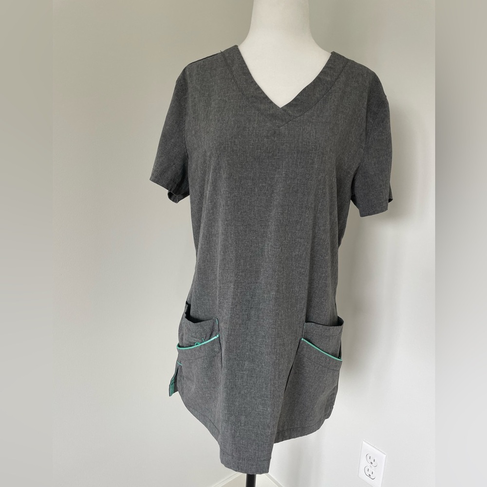 Scrub Kulture Medium Grey & Teal Accent Scrub Top - Size Medium
